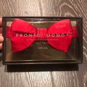 CNWT Mens Wearhouse  Pronto Uomo Red Bow Tie